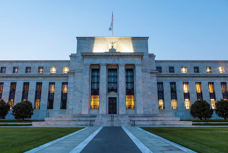 the-federal-reserve-building-in-washington-dc-usa-67160227_Large.jpg