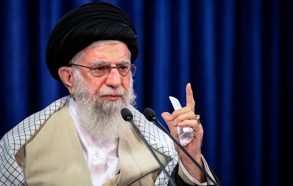 Ali20Khamenei_id_62e6662a-f915-46e4-a8de-c3cb3cc6164b_size975.jpg