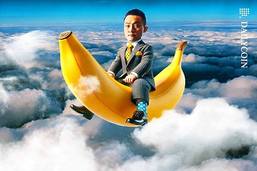 Justin_Sun_Banana_Sky_Clouds_High_web-530x353.jpg