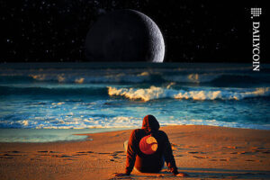 Terra_Luna_Do-Kwon_Moon_Beach_Night_Freedom_Crypto_Scammer_Fraud_web-530x353.jpg